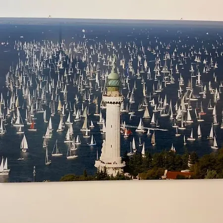 Elegante Bilocale Tra Stazione E Centro Storico Trieste