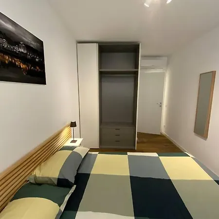 Apartament Elegante Bilocale Tra Stazione E Centro Storico